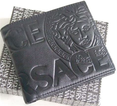 wallet for men versace|gianni versace wallet price.